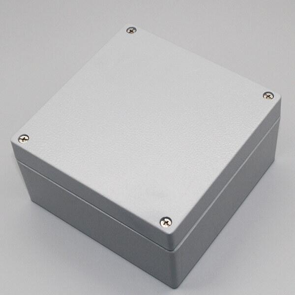 140W×140H×75D mm